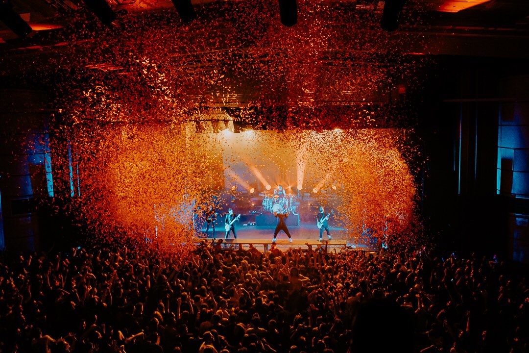 PolarisAus's tweet photo. Enmore Theatre

📷 Ivan Souriyavong https://t.co/dyNmcVMjWz