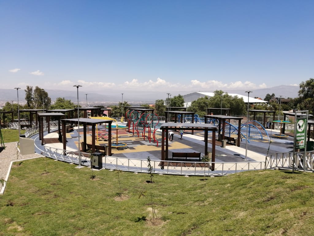 esther_soria20's tweet photo. #Hoy realizamos la inspección del parque ecoturístico #Avaroa. La última etapa próxima a la entrega definitiva y uso en favor de la población Cochabambina.
#Cochabamba
#ConstruyamosJuntos https://t.co/8nHqTZAwFp