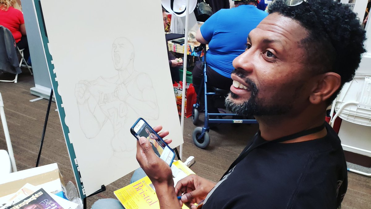 Is there anything the talented artist Keithan Jones @KIDCOMICSKJ can't draw?

Here he is in the middle of a #Kobe piece.

Go see what he's live drawing at @sdcomicfest. Also pick up his comic book, The Power Knights!

#KeithanJones #KIDcomics #ThePowerKnights #SDcomicfest #indie