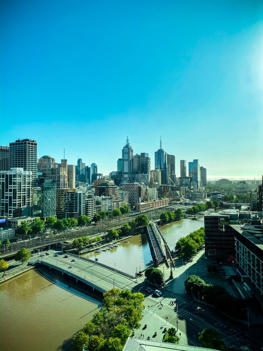 ValtteriBottas's tweet photo. G’Day 🇦🇺

#VB77 #F1 #AustralianGP #Melbourne https://t.co/NxiWWk1fA9