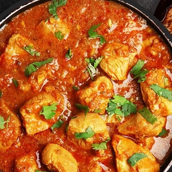 Fusion_indadl's tweet photo. Check out our delicious lip smacking curries 7daysaweek 4pm till 1am @Fusion_indadl https://t.co/piF7E0iFe9