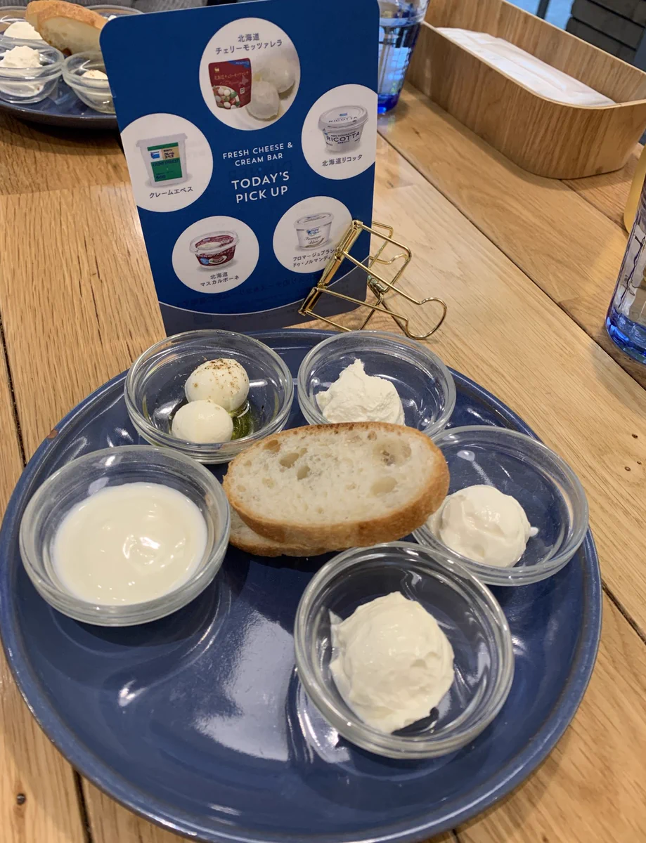横浜の「タカナシミルクレストラン」で牛乳・乳製品を食べまくろう！大量廃棄が懸念されている今だからこそ行きたいですね！