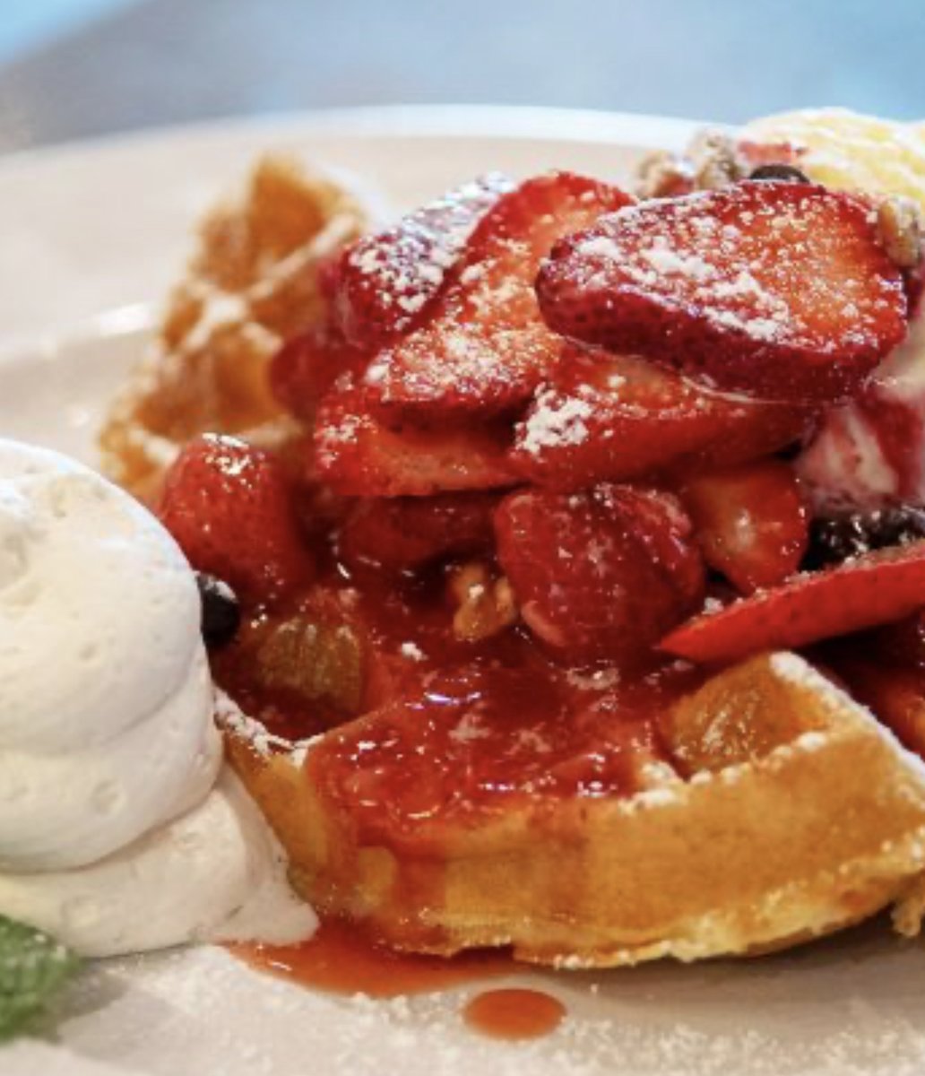 We have the #deal of the week for you right here! 👉 Mention you saw this post and get 💥20% off your DINNER💥 order at our #MichiganAve location! 👈 (Valid Thurs-Sun for #dinner service only! See you there! 🤩) #chicago #chicagoeats #chicagodining