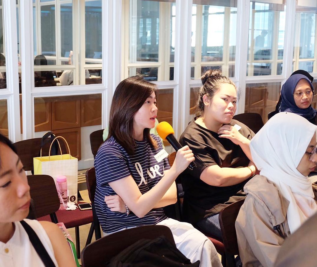 plazaindonesia's tweet photo. SEPIKUL INDONESIA and DISRUPTO presented “Build Your Confidence and be Fearless in Your Public Speaking”, a special workshop with Sepikul co-founder @Tomtjok at Disrupto, Plaza Indonesia Level 6.
#PlazaIndonesia
#DISRUPTO https://t.co/NgNy4oAcJb