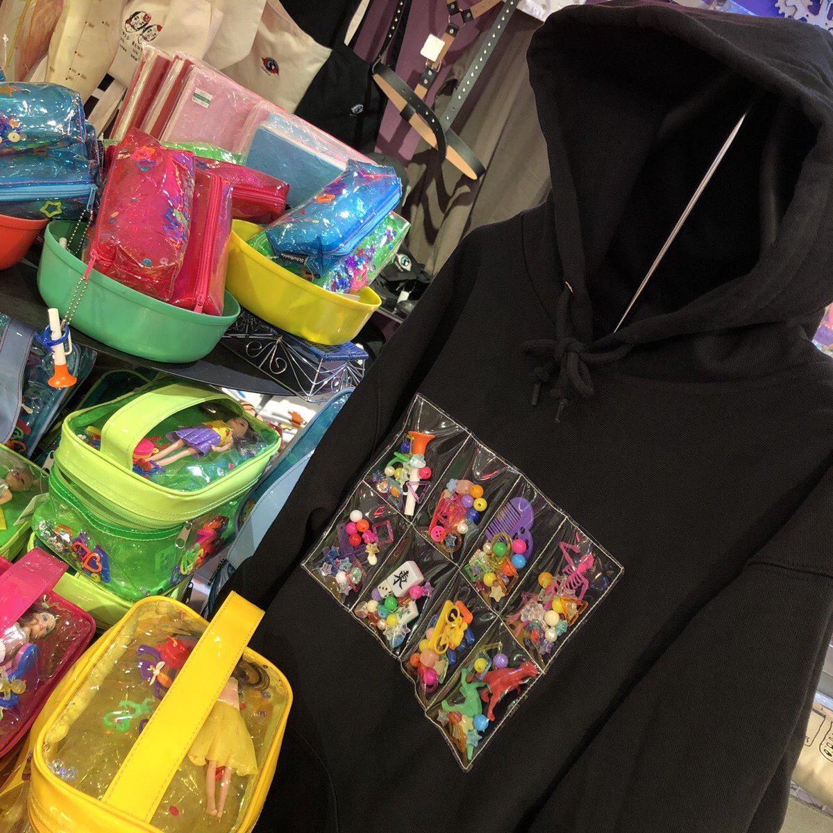 宇宙百貨 生きてます