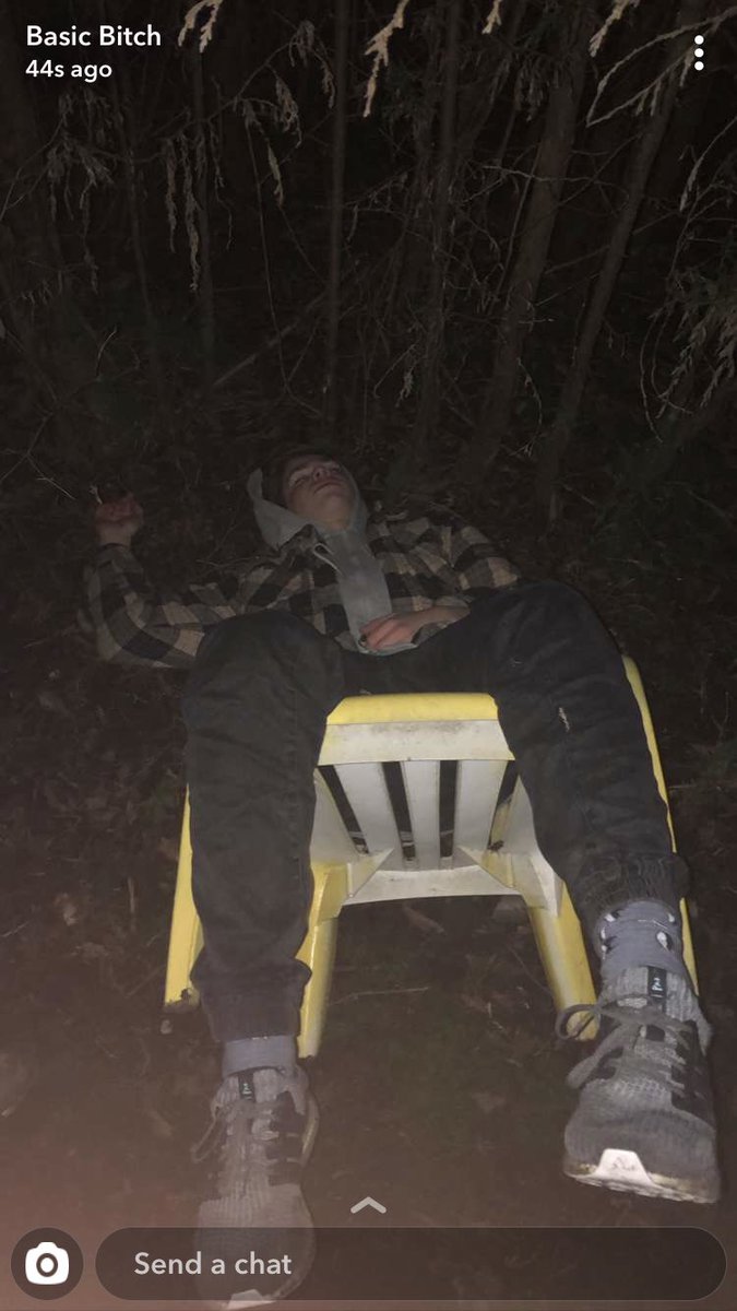 jamesham0717's tweet photo. The bois got fucked https://t.co/A710MKbjYH