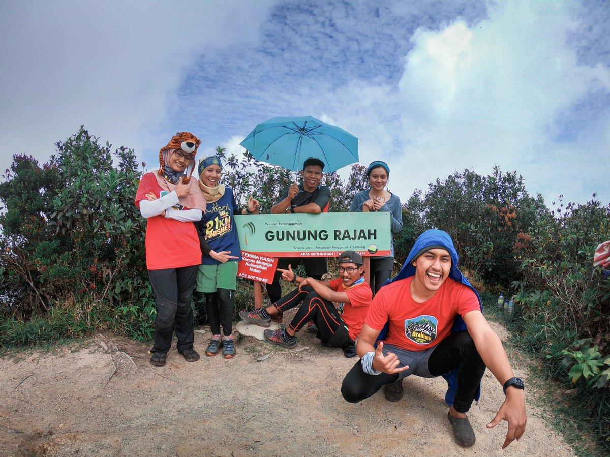Hello Monday!

Mt Rajah via Chamang (Bentong)
18 - 19 April 2020
2Days 1Night
MYR 130
21 pax 
Trail Difficulty : Easy-Moderate
Height : 1,685m

Whatsapp 012-9535077 for more info!
@twt_outdoor 

#ourlittleescape
#RajahRevenge