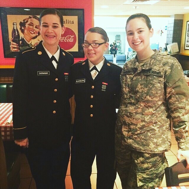 MissGilbertAz's tweet photo. Here’s to the women who change our perspective on what it means to do a “mans” job #internationalwomensday https://t.co/H8sEUp0uKN https://t.co/mQVOY9pIYF
