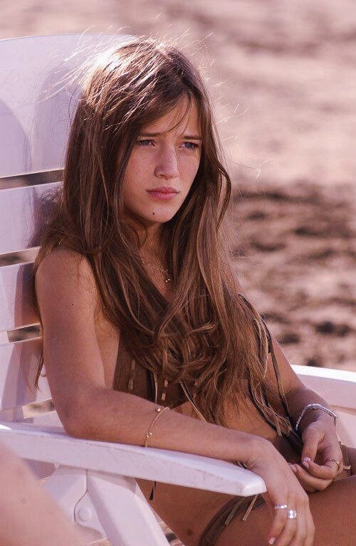 rebeldewayrules's tweet photo. Día de la Mujer💖
"You think we're just pretty things
You couldn't be more wrong"
#RebeldeWay #Erreway #LuisanaLopilato #MiaColucci #LoDificilQueEsSerYo https://t.co/QVe9taa7Yw