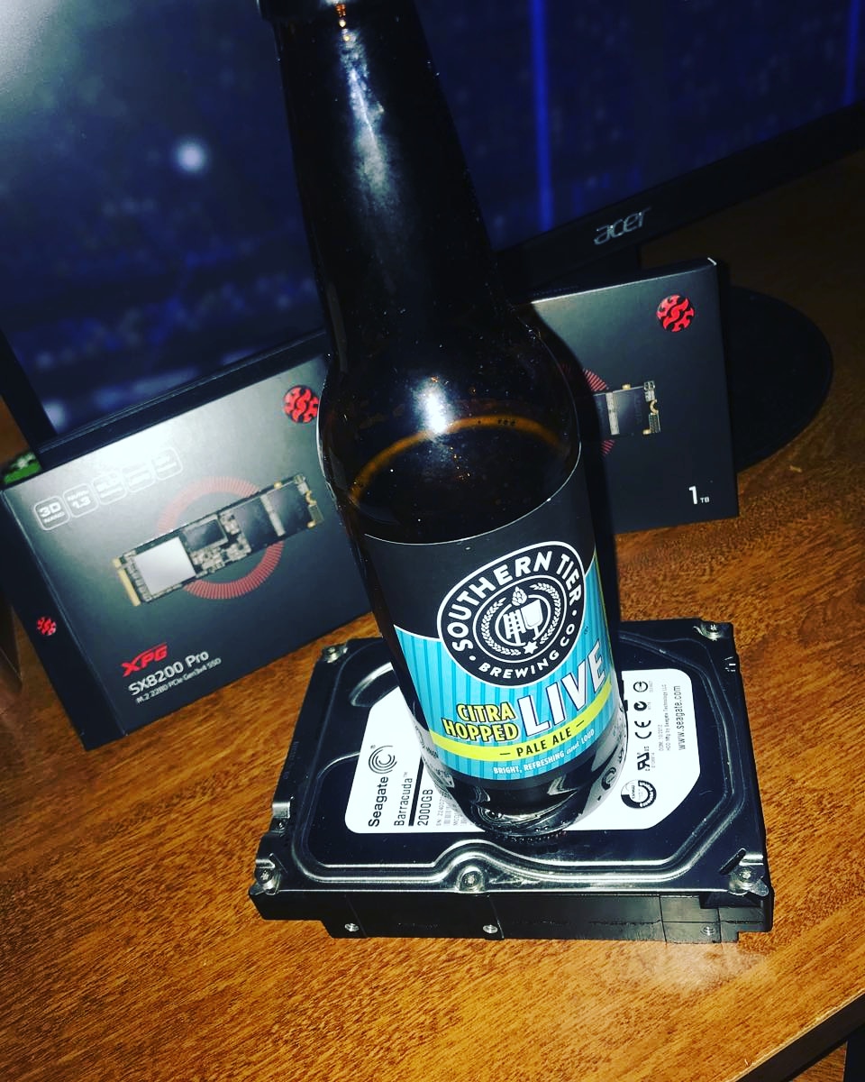 ModMyMods's tweet photo. The server had a dead HDD, which will now suffice as a great coaster!
Thank you for your patience and cooperation
#backinaction #SmallBuisness #website #finallyworking #deadhardware #hdd #spinnydrive #theresyourproblem #thisdriveisonfire #notkidding #smokin https://t.co/rfHitVNcls