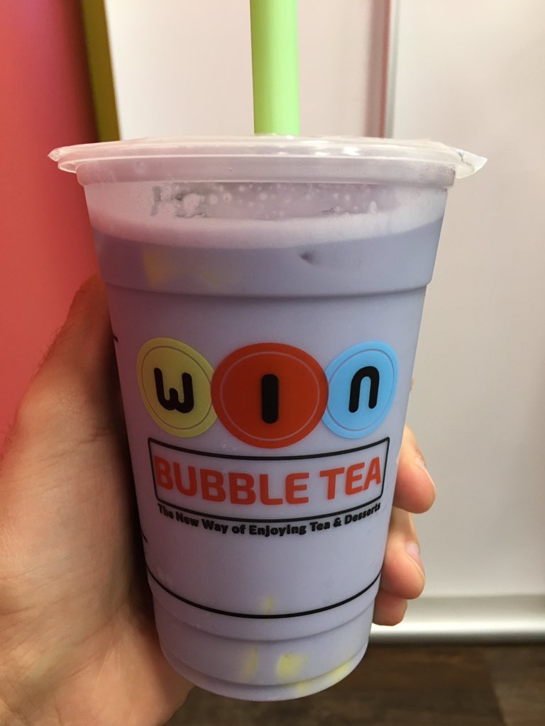 AutomationPanda's tweet photo. Post conference wind-down. #BubbleTea #PyTN2020 https://t.co/V7cX2hw8y9