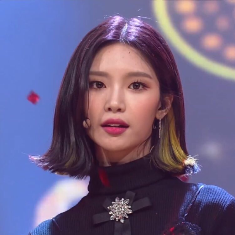 elrisgallery's tweet photo. we first (2017) | jackpot (2020) https://t.co/JQ0iBxlDj5