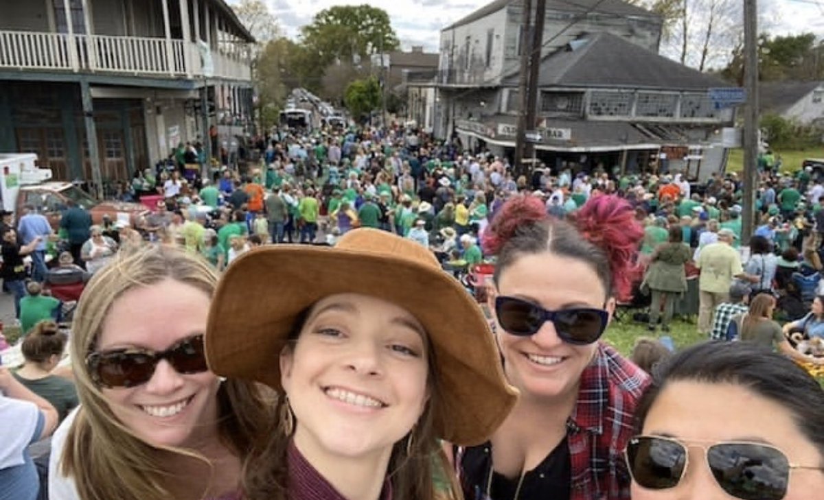 CityOfNOLA's tweet photo. #CityOfYes #Repost @pockettraci (IG) • Happy #internationalwomensday and #AlgiersFriendshipDay 💚beautiful sunny day of music and laughs with these kickads ladies!
📸 3 by @bugeyedguide (IG) https://t.co/jtkpGTywlr