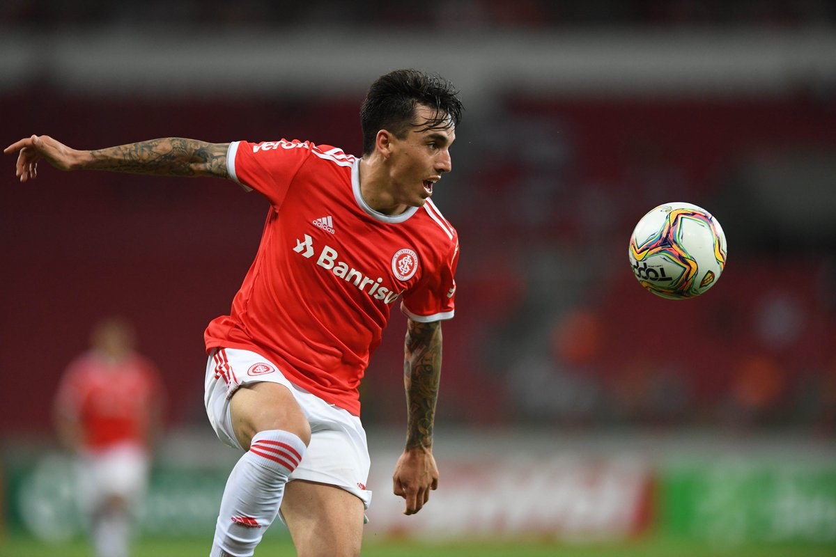 SCInternacional's tweet photo. ¡Bienvenido, Renzo! 🇦🇷🇦🇹 #VamoInter https://t.co/WeOVjWf7fb