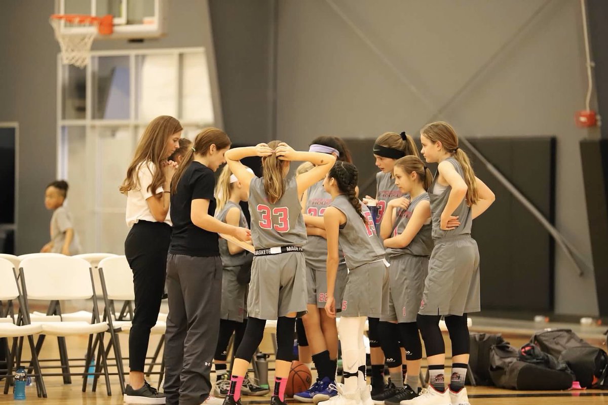 “You asked for my hustle, I gave you my heart.”  -  Kobe
🖤🏀🖤
<a href="/PHHoopsKS/">POWERHOUSE HOOPS</a> 2027 Pink
#StateChampions #ballers #team