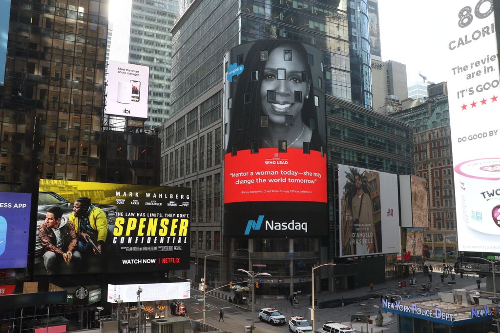 PledgeOne's tweet photo. “Mentor a woman today- she may change the world tomorrow.” - @EbonyBeckwith, @salesforce #Pledge1 #WomenWhoLead #IWD2020 https://t.co/ThqhSr2naO