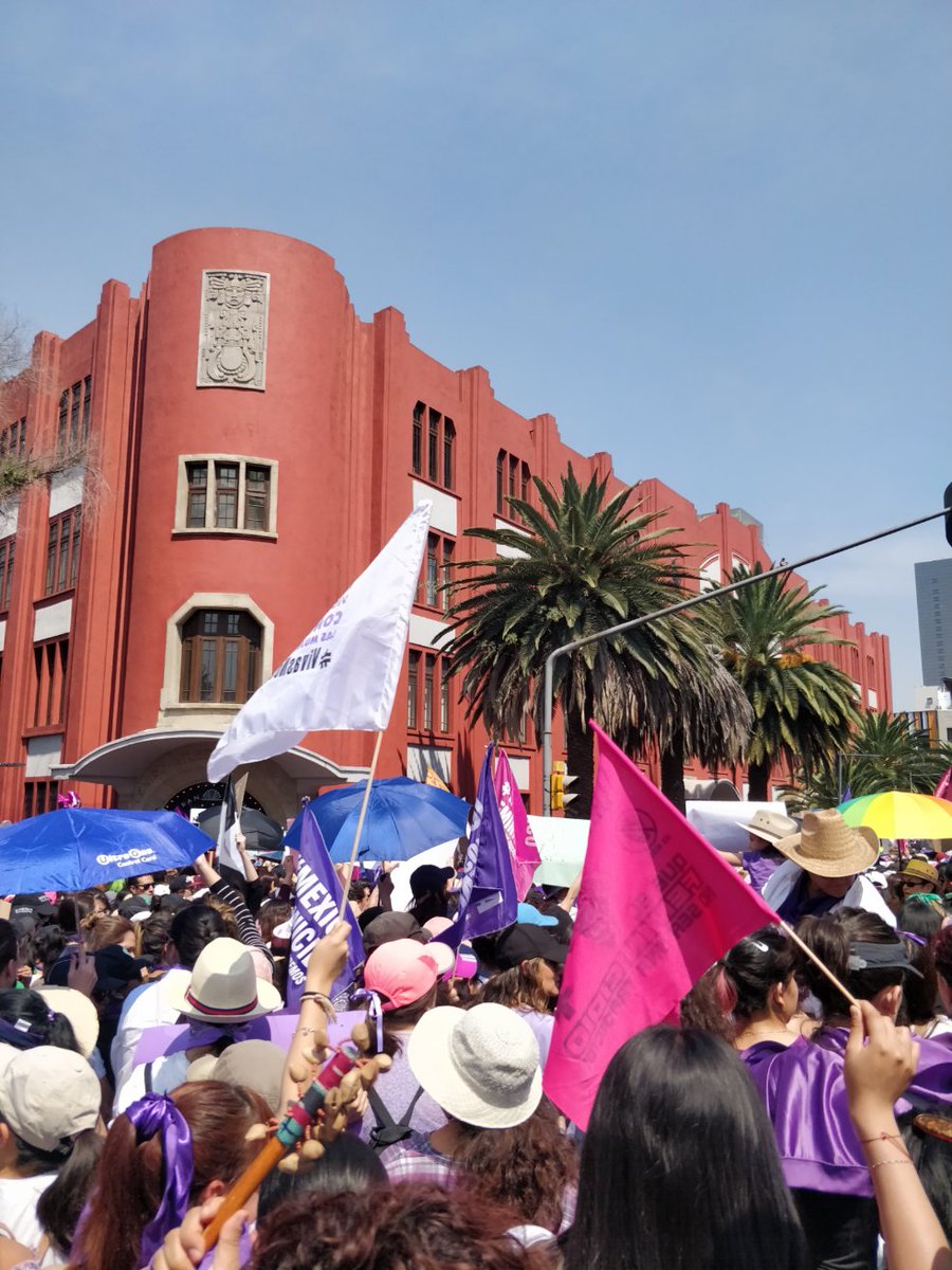 #8M #8M2020 #MexicoReflexivo #ODS5 #DiaInternacionalDeLaMujer <a href="/SentinumMx/">Sentinum</a> <a href="/conectadas_mx/">CONECTADAS</a> y <a href="/BMA_Abogados/">Barra Mexicana, Colegio de Abogados A.C.</a> (as) Presentes!