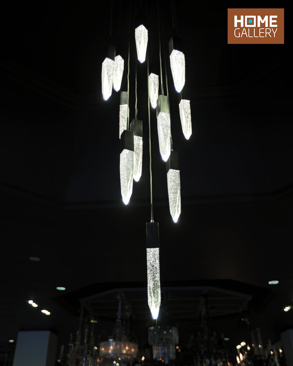La iluminación juega un papel importante en el acabado de tus ambientes. Aprovecha nuestro sensacional 70% de descuento en todas las lámparas. #HomeGallery