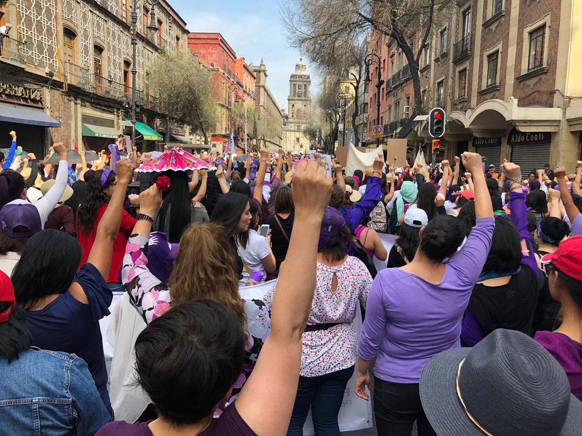 atnea13's tweet photo. Así nosotras, usted, cuando hará su parte? @lopezobrador_ https://t.co/gqvKQM40AJ