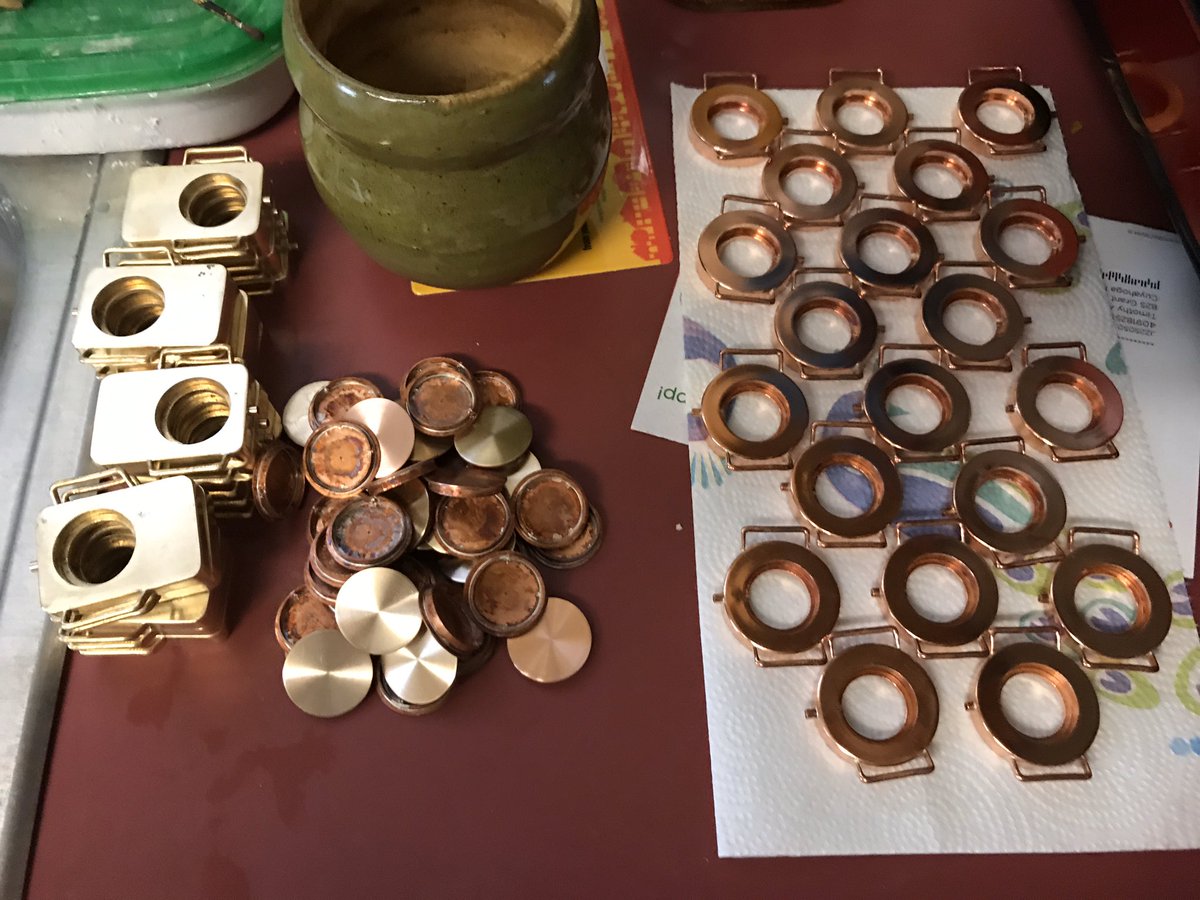 TheExCB's tweet photo. I love making watches by hand so much! The physical, emotional, and technical ups and downs are ridiculous. It is so immensely satisfying. #marchmeetthemaker #madebyhands #metalsmithing #precision #howitsmadematters #lovewhatido #lovewhatimake https://t.co/aRZkPgzKYG