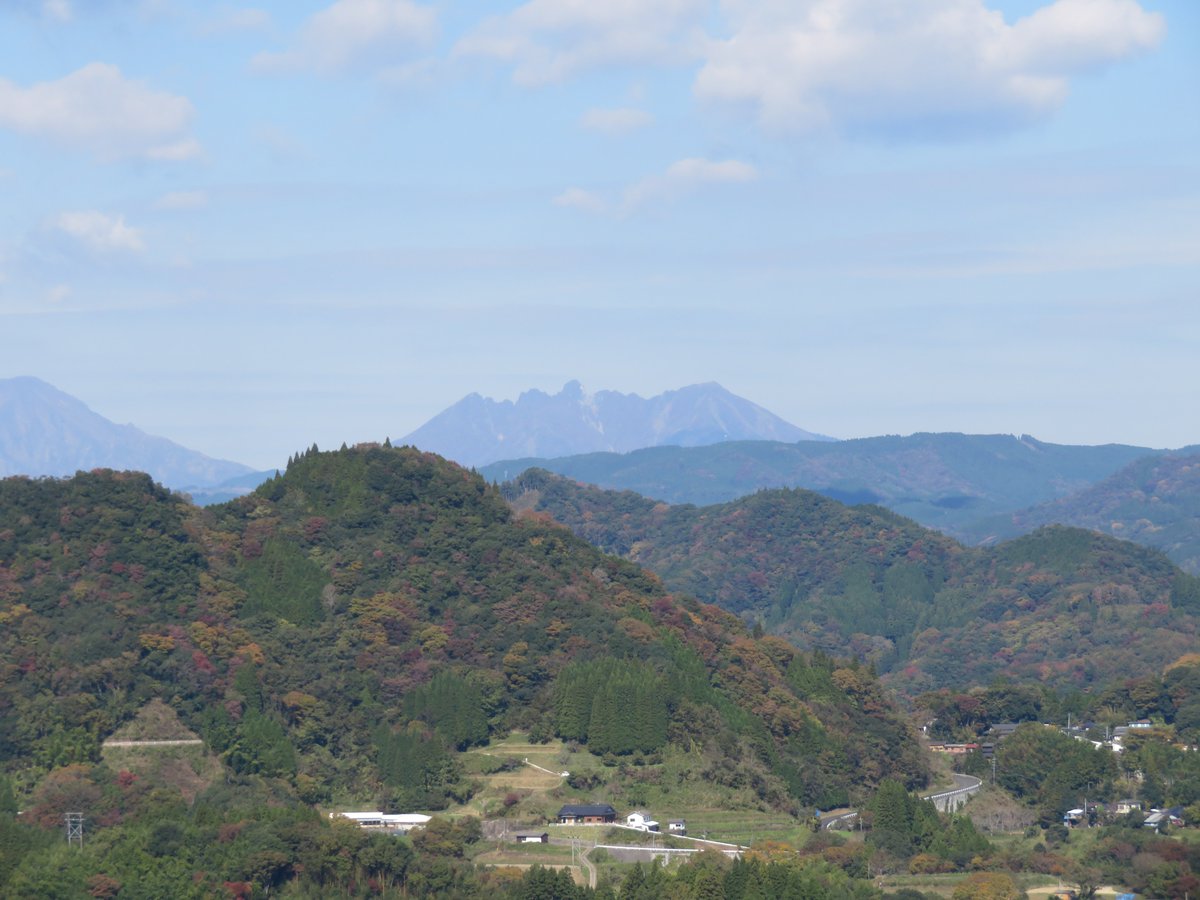 puinet's tweet photo. 以前、宮崎県、高千穂の国見ケ丘で撮りました。
気持ち良い天気で、良い眺めでした♪
#宮崎県 #高千穂 #国見ケ丘 https://t.co/bg9vMcqNoK