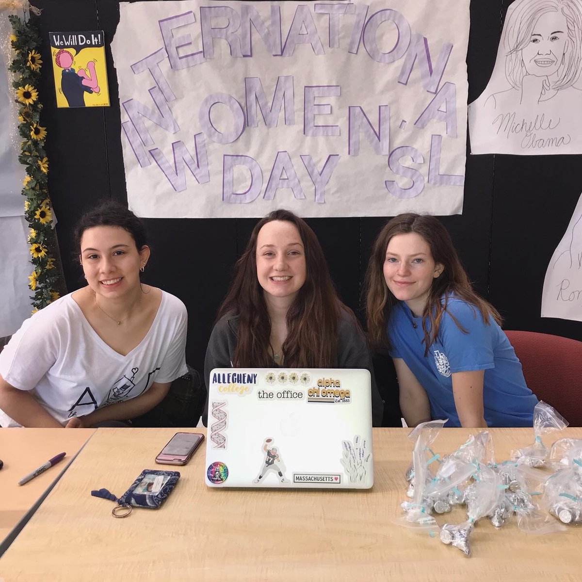 ACPanhel's tweet image. Happy International Women’s Day!