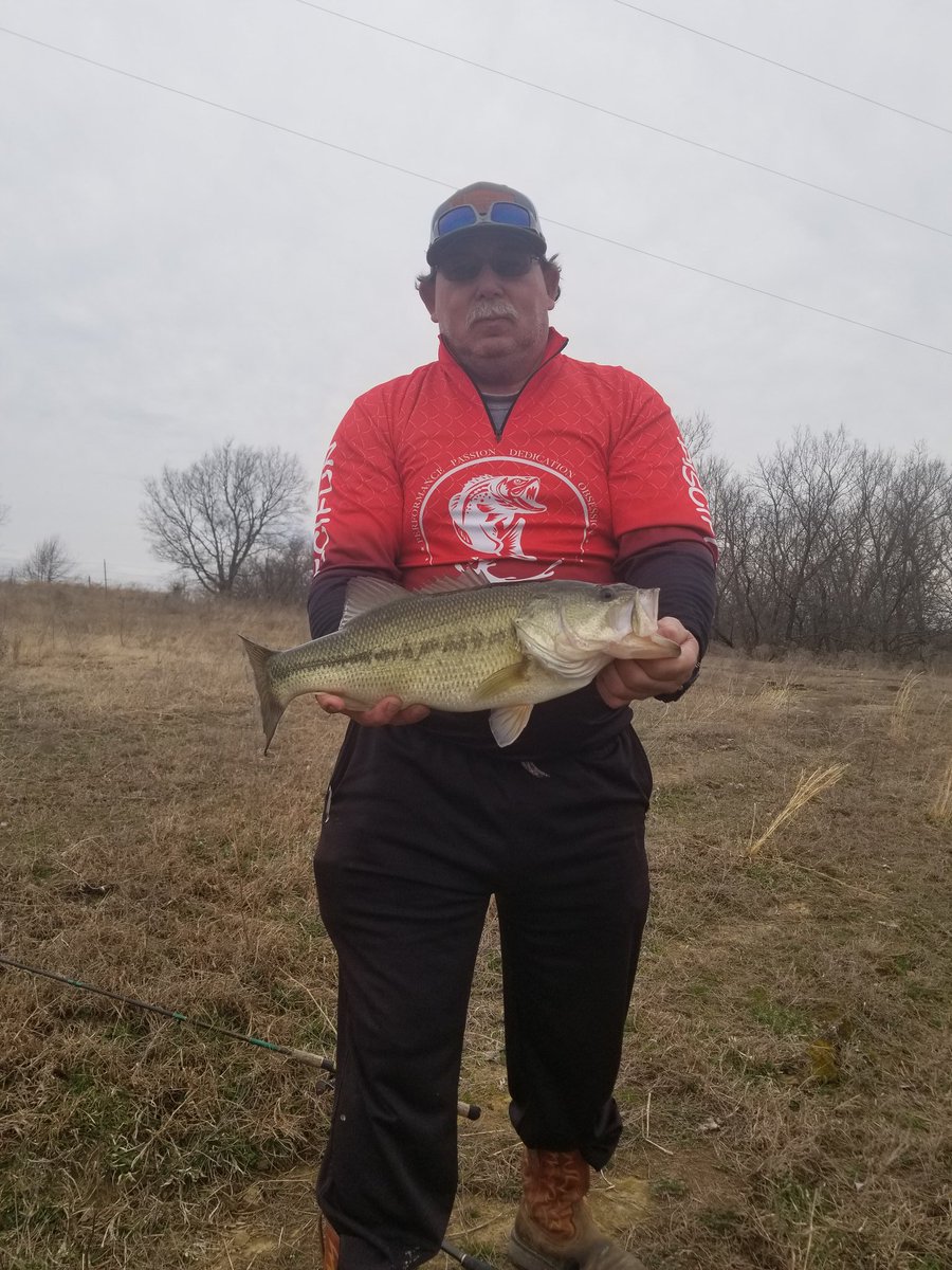kv198champion's tweet photo. Nice way to spend the day #piscifunreels @Piscifun #bassfishing #rpmcustomrods @RPMRickMorris #amphibiaeyegear @amphibiaeyegear https://t.co/dkOXy09tWz