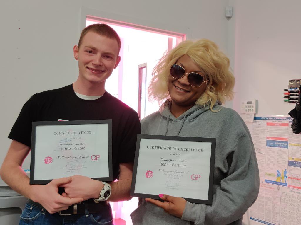 DeejGrande's tweet photo. Too much recognition and success to put into a tweet, but this is why we grind! A great morning celebrating our people and developing on behaviors to continue that uncarrier experience in every interaction ! #ClimbToTheTop #ServantLeadership #BeMagenta https://t.co/YFPmPqCQgt