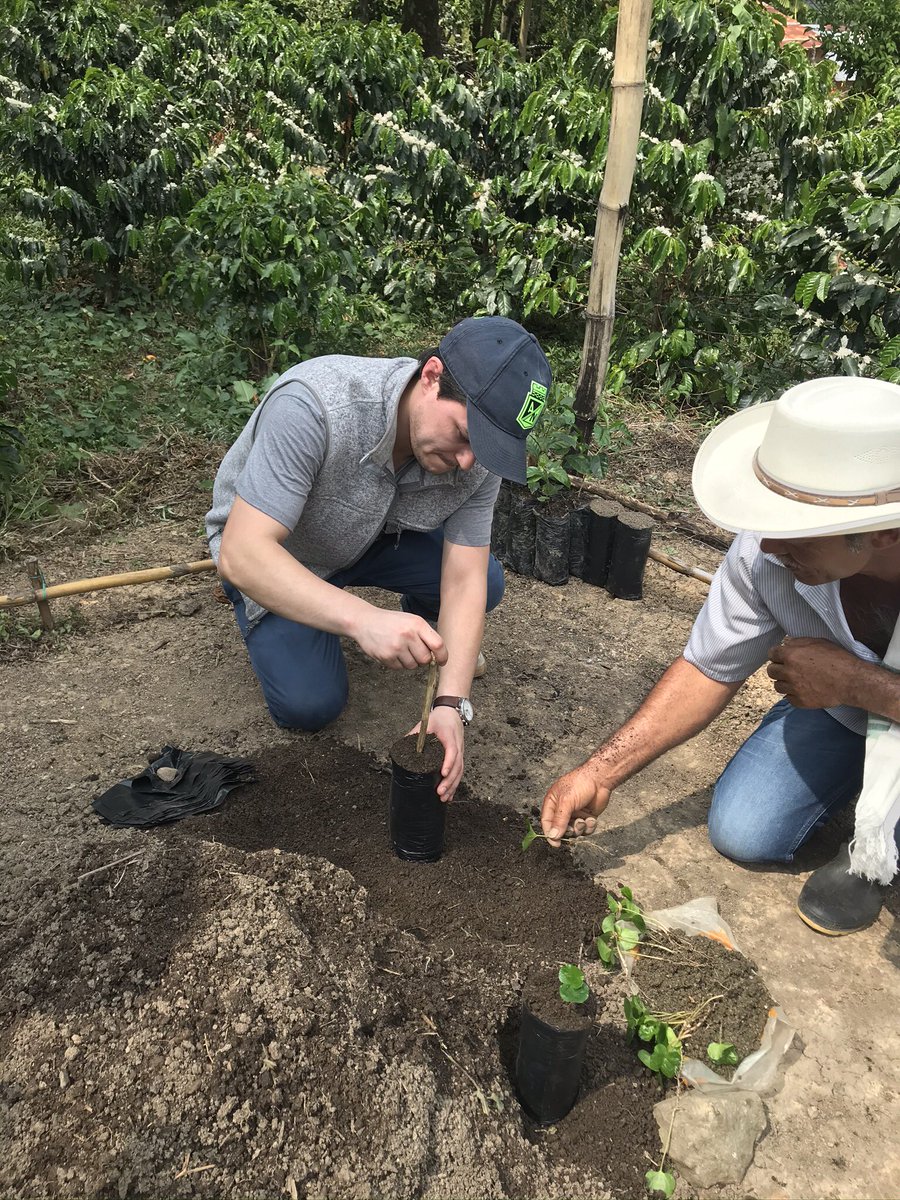 MarkOrmsbee's tweet image. Recent trip to beautiful Medellin. Had the opportunity to see two small coffee farms with Paul &amp;amp; Austin.