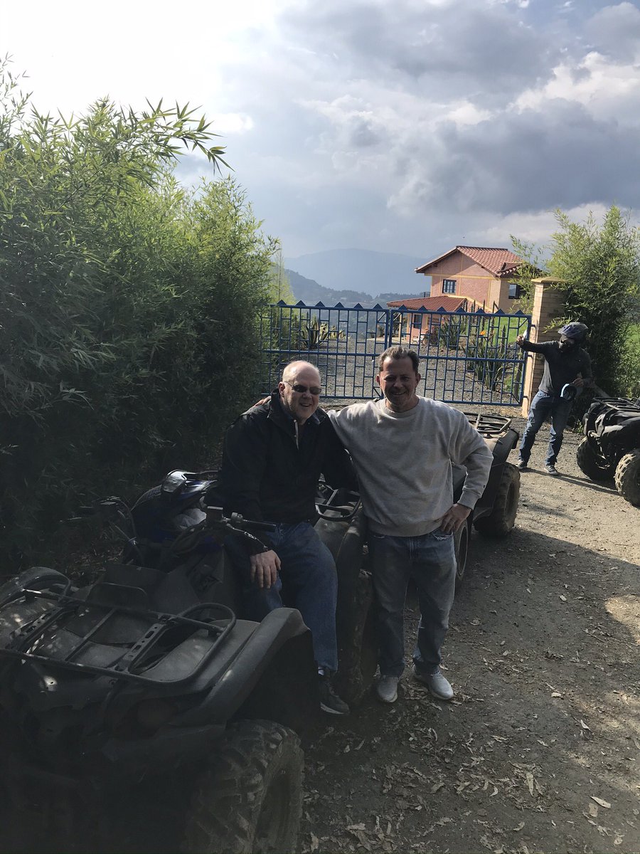 MarkOrmsbee's tweet image. More pics from Colombia, even a Starbucks.