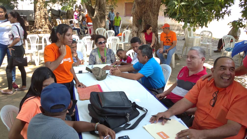 MejorApure's tweet photo. Realizado I Taller de Formación Popular @PlanPaisVzla  y Mesas de Trabajo de @VP_LaMejorVzla en Biruaca, de cara al #10Mar en apoyo a nuestro Presidente @jguaido @leopoldolopez @AsambleaVE @VoluntadPopular @ApurePopular @MejorApure @PlanPaisApure #FuerzaYFe #SiSePuede #7Mar https://t.co/6t7XsQKJnt