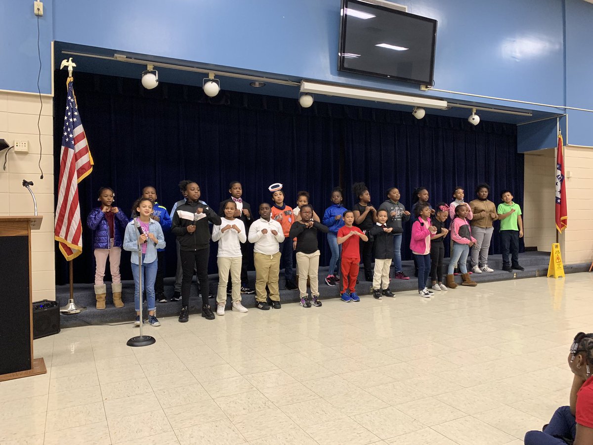 Rockefeller_And's tweet photo. Enjoyed the Rockefeller Black History program grade 1-5 Reader’s Theatre @dlsmith1221 @sdrich_lr @Sara_Fairchild @MichaelPoore1 @Rockefeller_And https://t.co/WBKZ9WuA2n