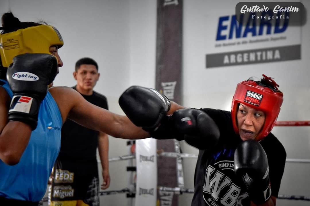 gganim's tweet photo. FELIZ DÍA PARA TODAS LAS MUJERES
🥊💪🙋♀️🇦🇷Especialmente a nuestras representantes del Seleccionado Argentino
VAMOS ARGENTINA
VIVA EL BOXEO
#DiaInternacionalDeLaMujer
#SeleccionArgentinadeBoxeo
#BoxeoArentino #Boxeo
#ENARD #EquipoArg
#TheNextBoxingGeneration
#Tokyo2020 https://t.co/LM7zRN07ni