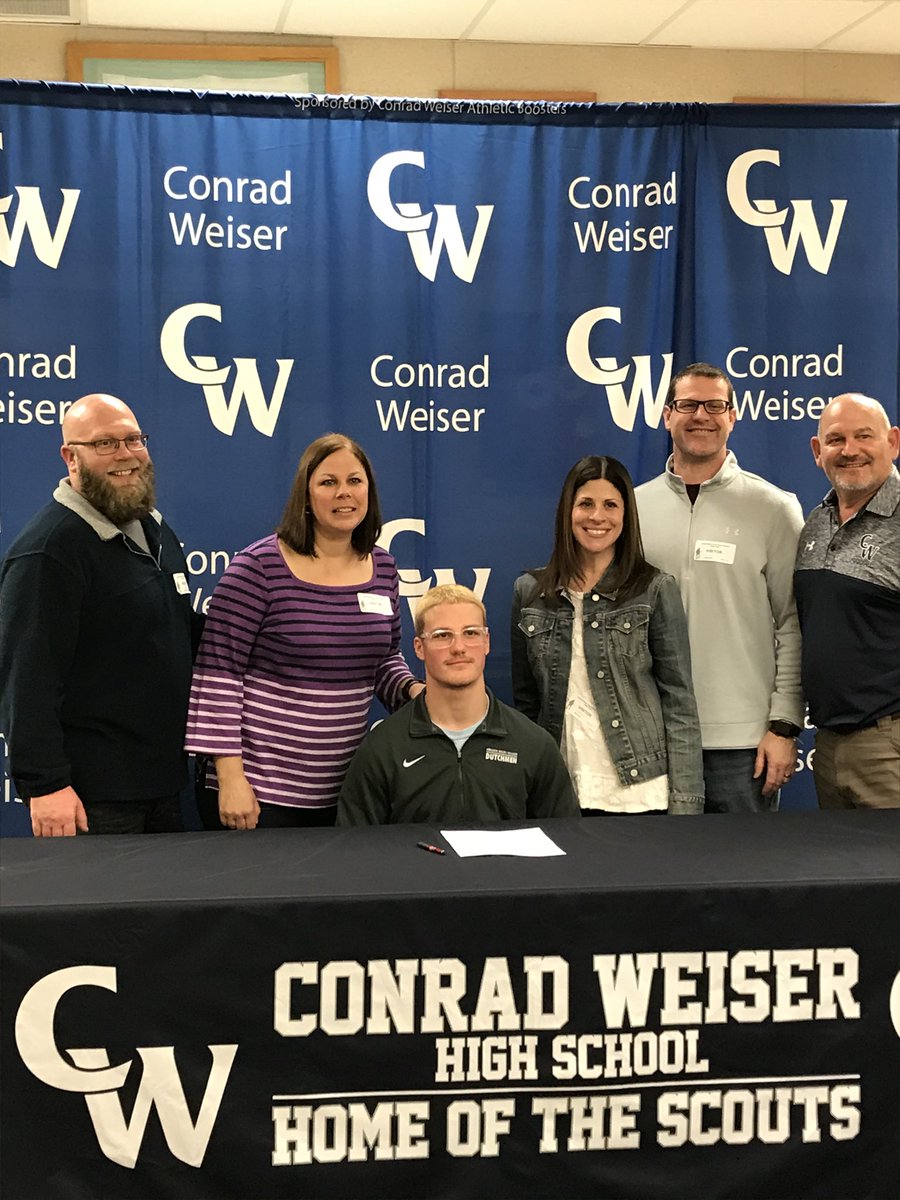 SpotlightBerks's tweet photo. FOOTBALL

Gabe Iacavone of @CWScoutsSports signed to attend Lebanon Valley College.  The son of Jenny and John Ludwig, and Beth and Mike Iacavone is a part of the All-Division second team and All-Academic team. 

more ... https://t.co/HsH7iBrZ3j