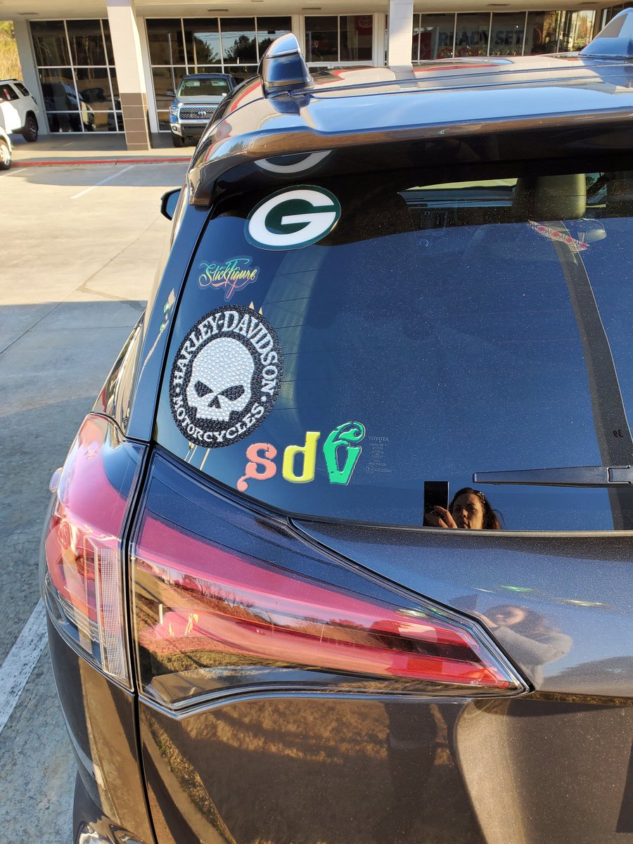 FrenchTami2's tweet photo. So this is why I didn't want to trade my car. I will miss my stickers!!! 😟  @TheGreen808 @dirtyheads @RebelutionMusic @ROARMUSIC @sundriedvibes @StickFigureDub @SOJALive https://t.co/RJY4ozTZxb