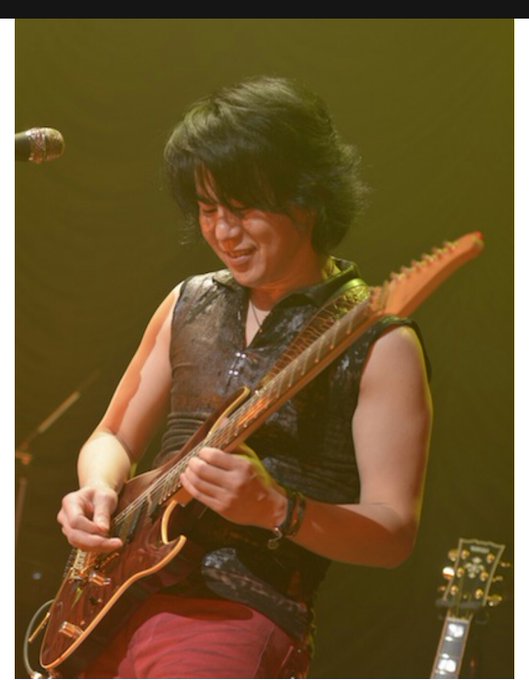 コロナばっかりで気が滅入るからカッコイイギタリストを貼ろうのtwitterイラスト検索結果