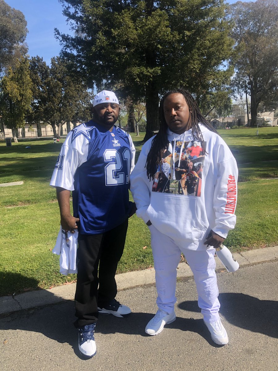 JBTHERep700's tweet photo. RIP AB #Burndatshitusa https://t.co/YSIpIQQiNf