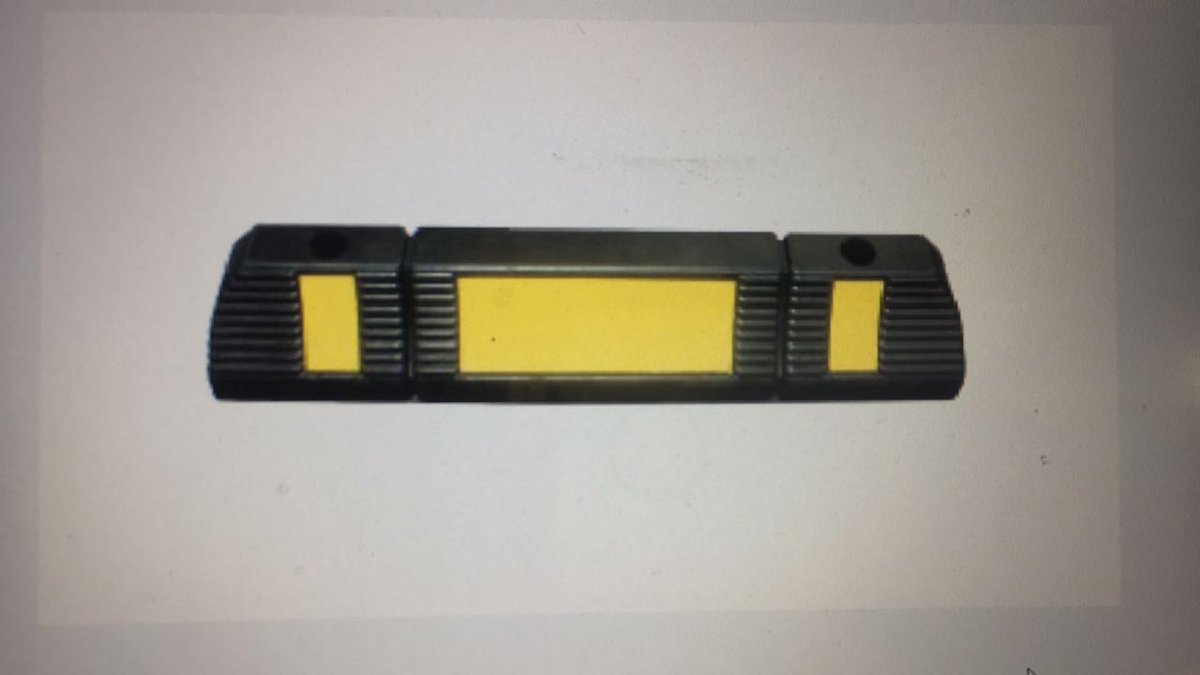 OMEnterprise7's tweet photo. #roadsafetyproduct #carstopper  #redbarrier #trafficconeplasticchain #springpost 
BROCHURE DOWNLOAD : https://t.co/Do3cJQUlMo

CONTACT NO.9537902119 https://t.co/64ecUL8anS
