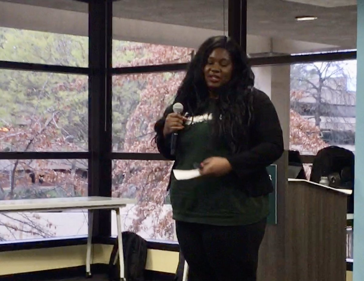 swsac's tweet photo. Traditional Glow provides organic skincare products and educatiion about skincare including DIY to create lower cost high quality skincare products. #startupweekend at @sacstate at @SacStateCarlsen  #swsac https://t.co/ycbLFNaEKj