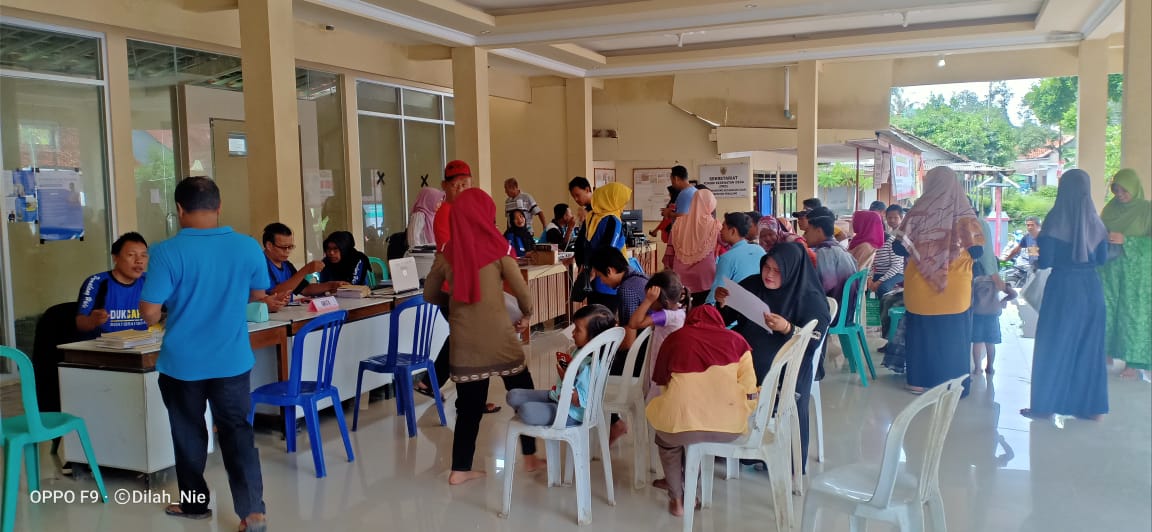 wonokromo2's tweet photo. Kegiatan Jemput Bola dari DIsdukcapil https://t.co/jGTKKXrsL1