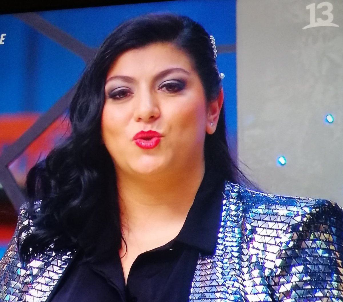 puroA0's tweet photo. Que mujer más hermosa en gran parte por ella veo #masterchefcelebritychile
😍😍😍😍
@Fe_Carolina_ https://t.co/LvcumXifGz