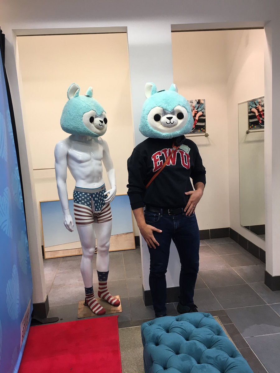 RealAustinToach's tweet image. Keeping this guy @veltymike entertained is hard!