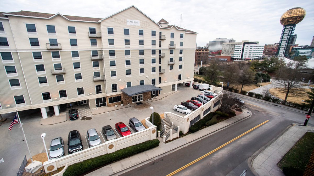KnoxvilleTenn's tweet photo. Can Cumberland House become '#Knoxville's hotel' again? https://t.co/zdbchicYKn https://t.co/FRqK6UejlW