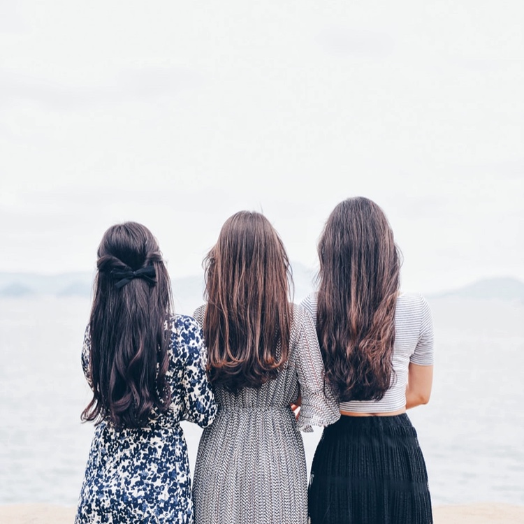 “There is no limit to what we, as women, can accomplish”  Michelle Obama🤍✊🏻

Happy international Women’s Day! Who’s the most inspiring woman in your life?

#internationalwomensday #iwl2020