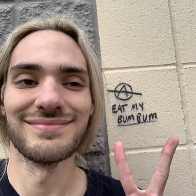 #NewProfilePic I found this pit and about while I was out skating and I love it https://t.co/wFfkwhQ<a href="/tag/newprofilepic"class="tags">#NewProfilePic</a>