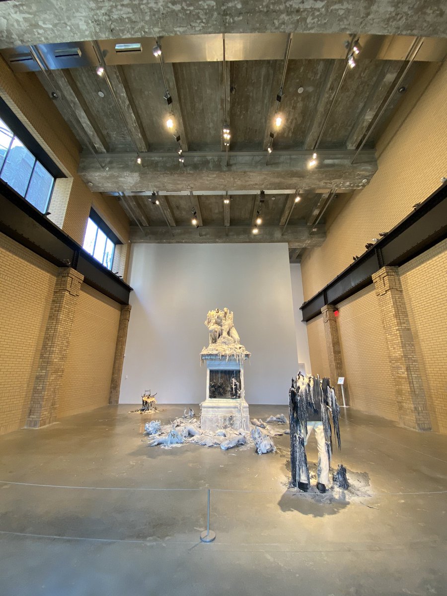 artfullyawear's tweet photo. Loved exploring the @BrantFoundation! James, one of the museum’s security personnel, said he’s been there most days since November and hasn’t tired of it. “It’s all about your perspective and there’s always something new to see.” Thanks for the reminder 🙏 #MuSeeing2020 https://t.co/ccFBfExcAw