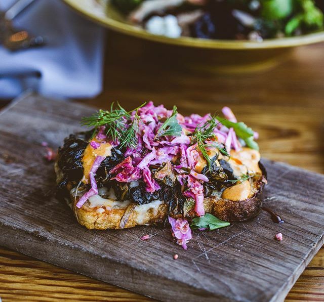 There’s toast. There’s toast with butter. There’s avocado toast. And there is what @dannyrodatx and the crew did with this LUNCH toast. Holy moly. Collard green rye toast, cheddar &amp; oaxaca, sauerkraut slaw, red dressing. 📷 @dandeliongatherings ift.tt/3cABO1E