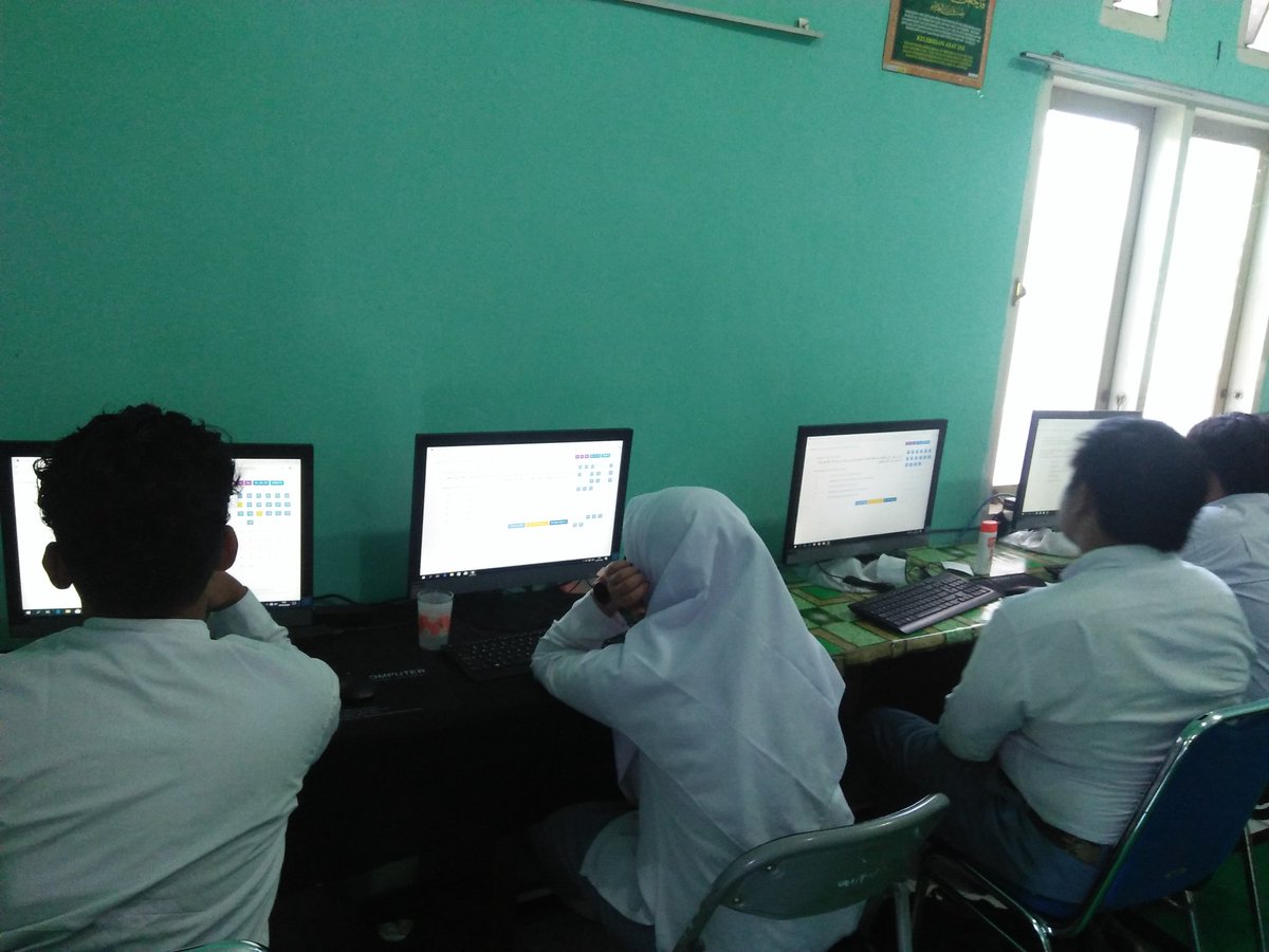 BaitulArqam's tweet photo. UAMBN-BK MA Baitul Arqam, semoga berjalan lancar dan dimudahkan.
Kebersamaan untuk kesuksesan.
#UAMBN #UJIAN #SEKOLAH https://t.co/JnEbTfaHWc