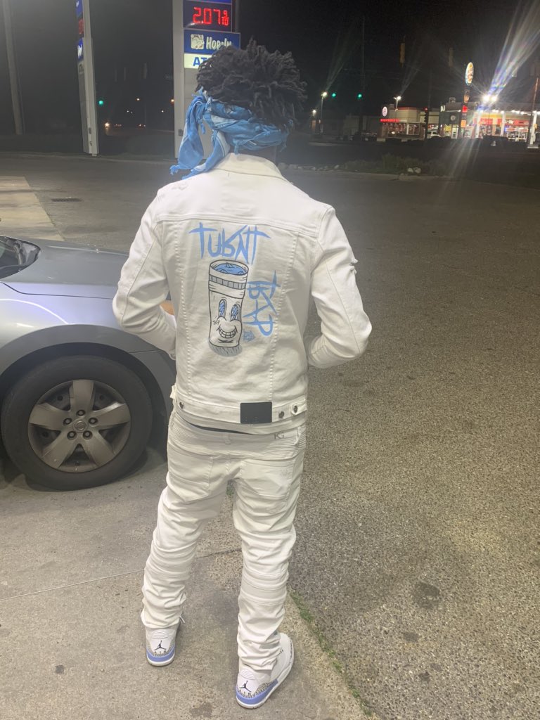 Turnt_LilThadd's tweet photo. PRESSURE 💨❄️💦 #DaCumUp #TurntTrap https://t.co/a2DI8fY7iS