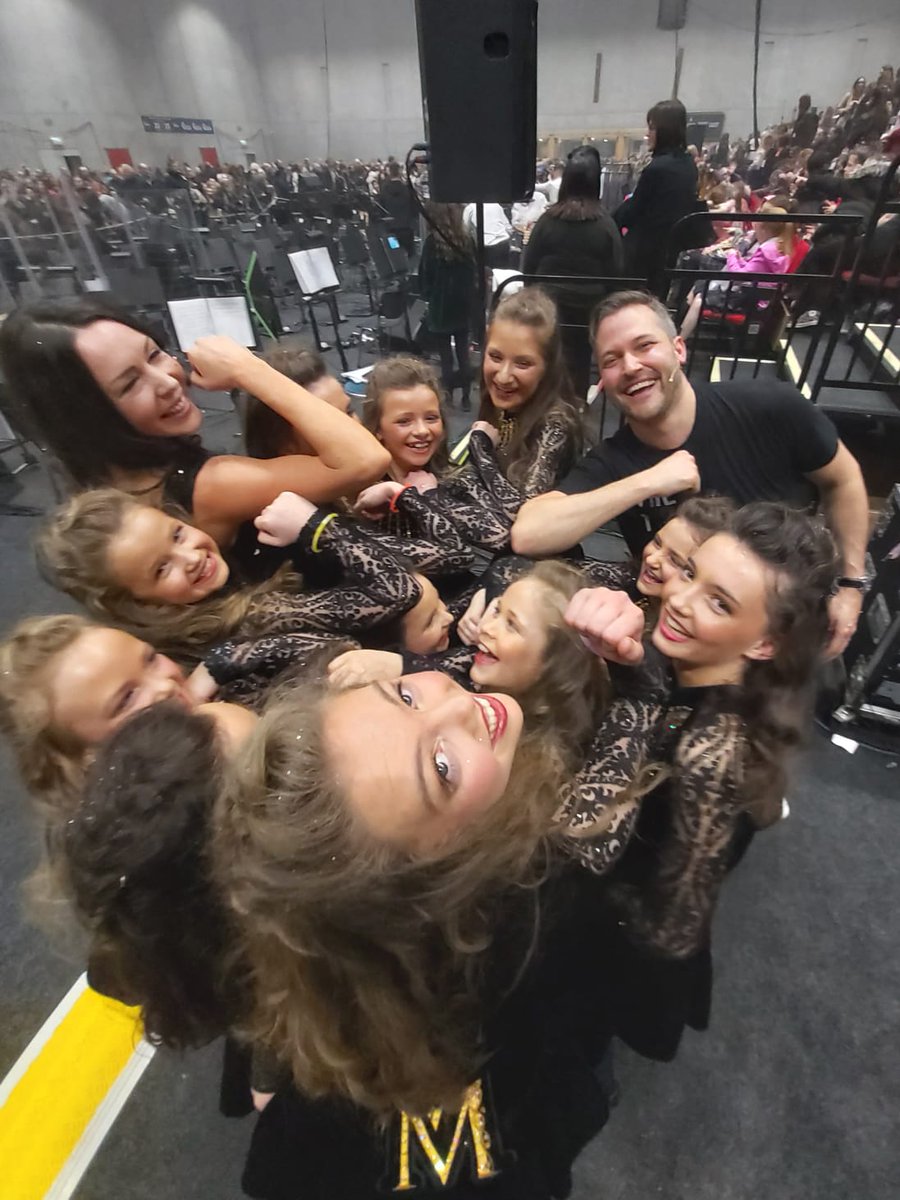 pktramore's tweet photo. This weekend, these lucky Irish dancers were introduced to Queen, Led Zepplin, Raves, A Live Orchestra and Mr. Charisma @gregbeardsell @cboiofficial What an experience and WHAT A SHOW!! #peaceproms2020 #proudparents https://t.co/bnwVI4L26t